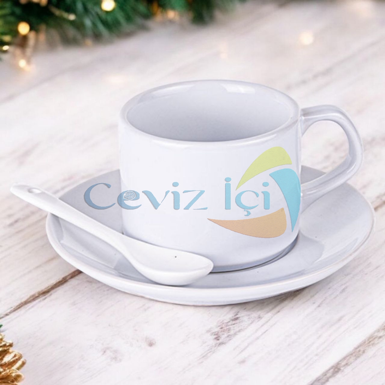 Porselen Kaşıklı Fincan Seti Yılbaşı Özel 