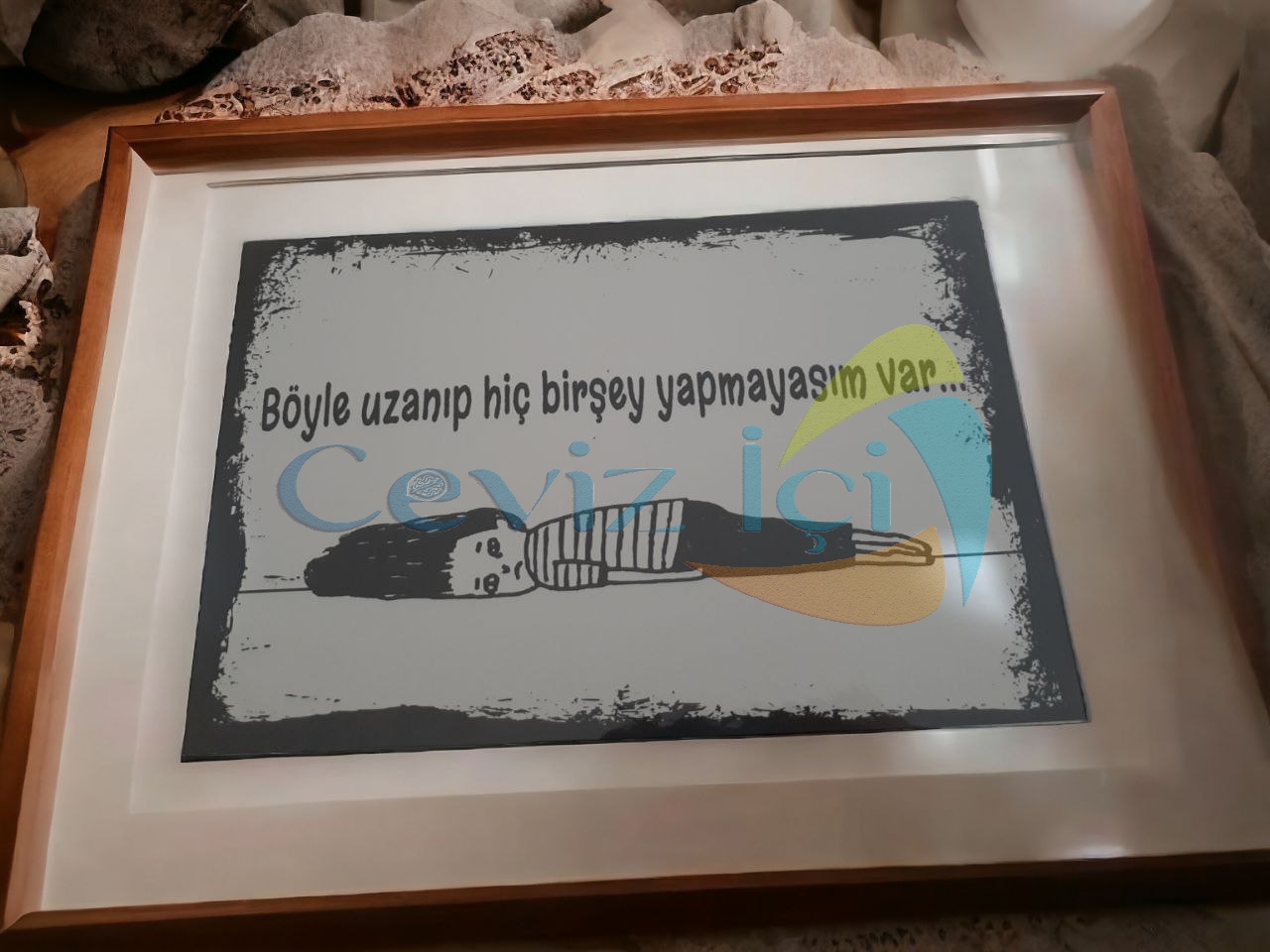 Böyle Uzanıp Hiçbir Şey Yapmayasım Var