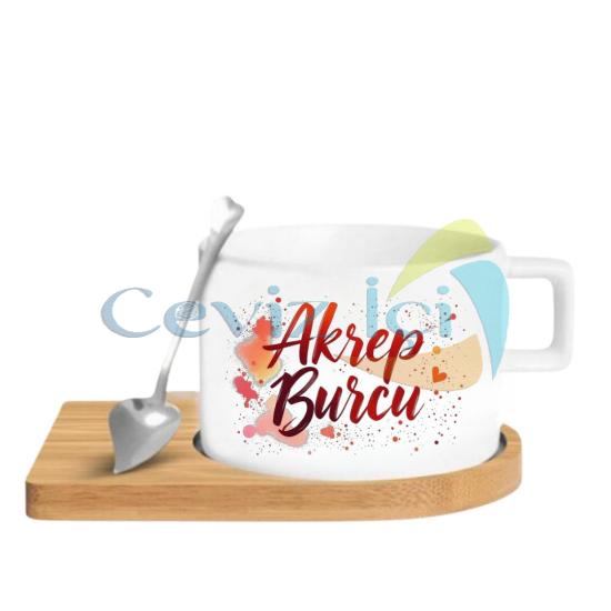 Ahşap Altlık ve Kaşıklı Porselen Fincan